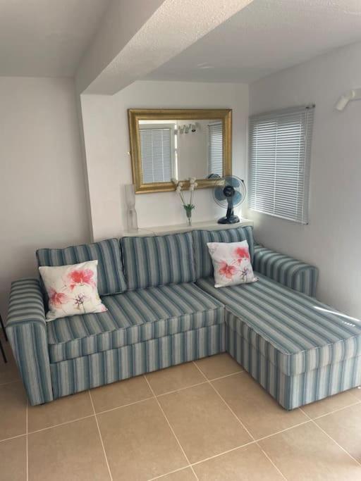 Palm Villa 1 Bed Apartment Overlooking Golf Course 圣米格尔德阿沃纳 外观 照片