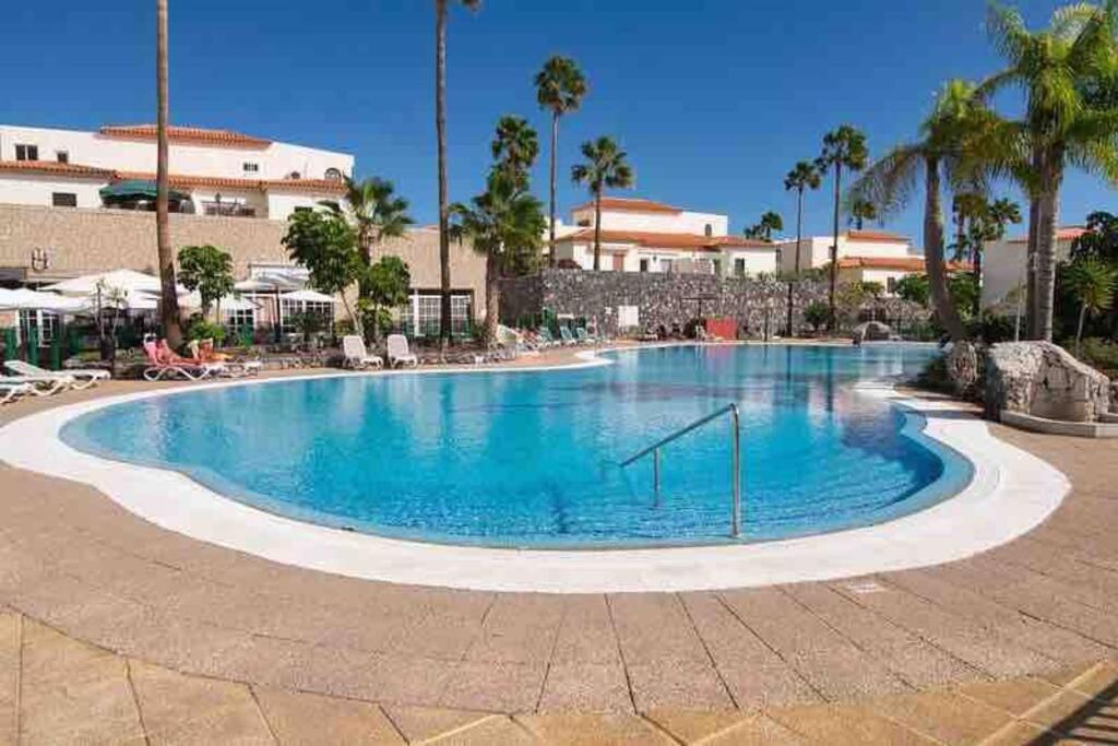 Palm Villa 1 Bed Apartment Overlooking Golf Course 圣米格尔德阿沃纳 外观 照片
